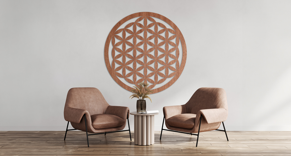 Wanddeko aus Holz Runde Wanddeko aus Holz an einer Wand