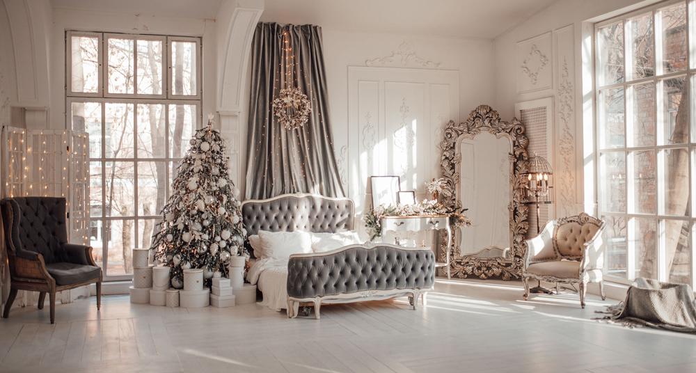 großer Barockspiegel in Schlafzimmer Schlafzimmer mit riesigem Luxusspiegel