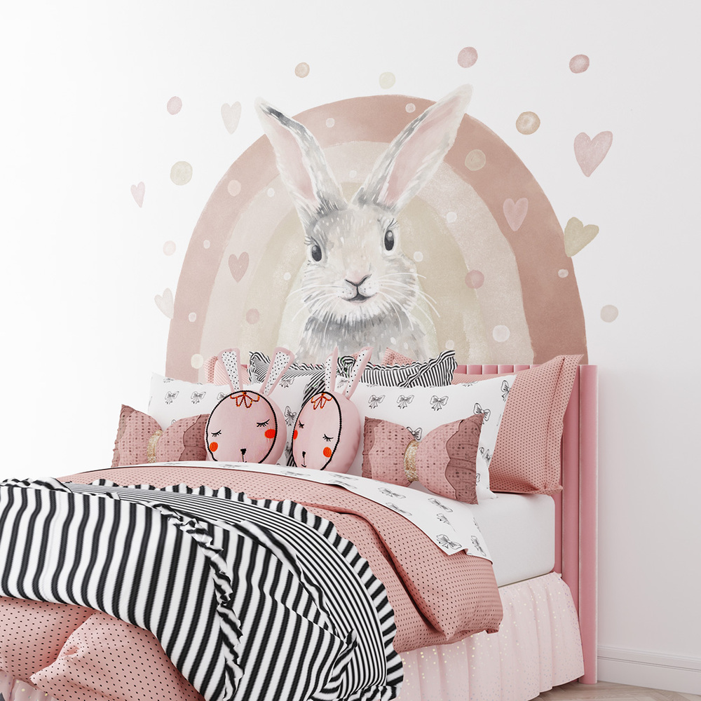 Häschen Wandtattoo über Bett