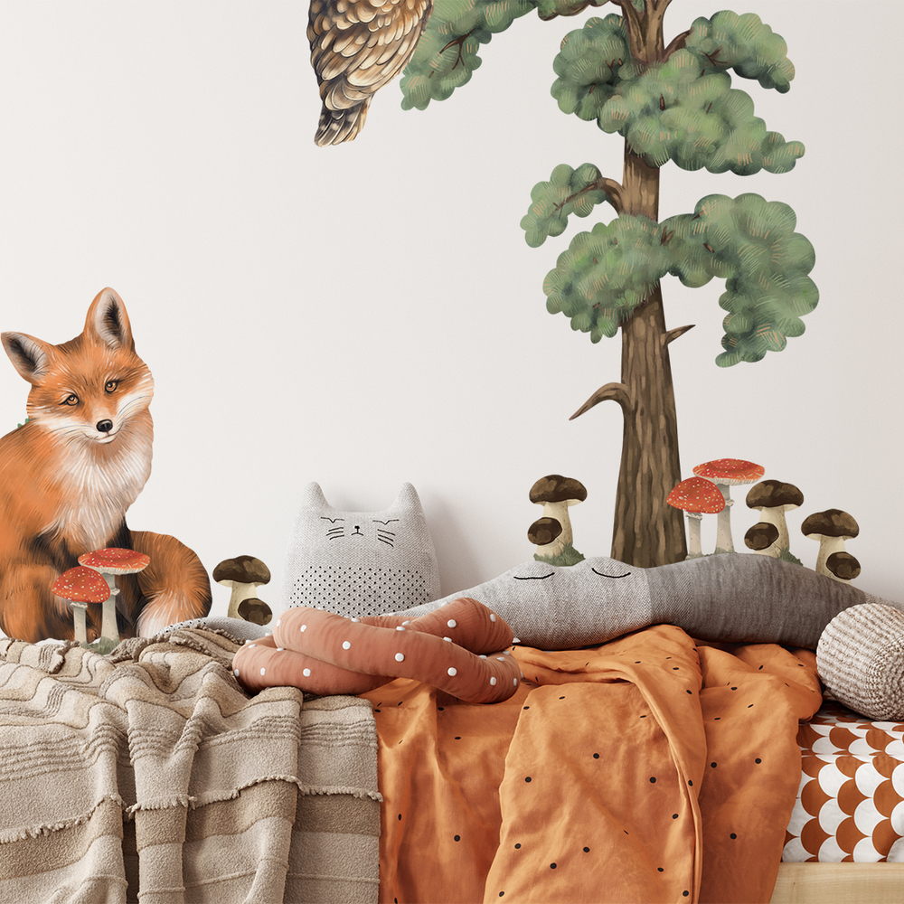 Waldtier Wandtattoo über Bett