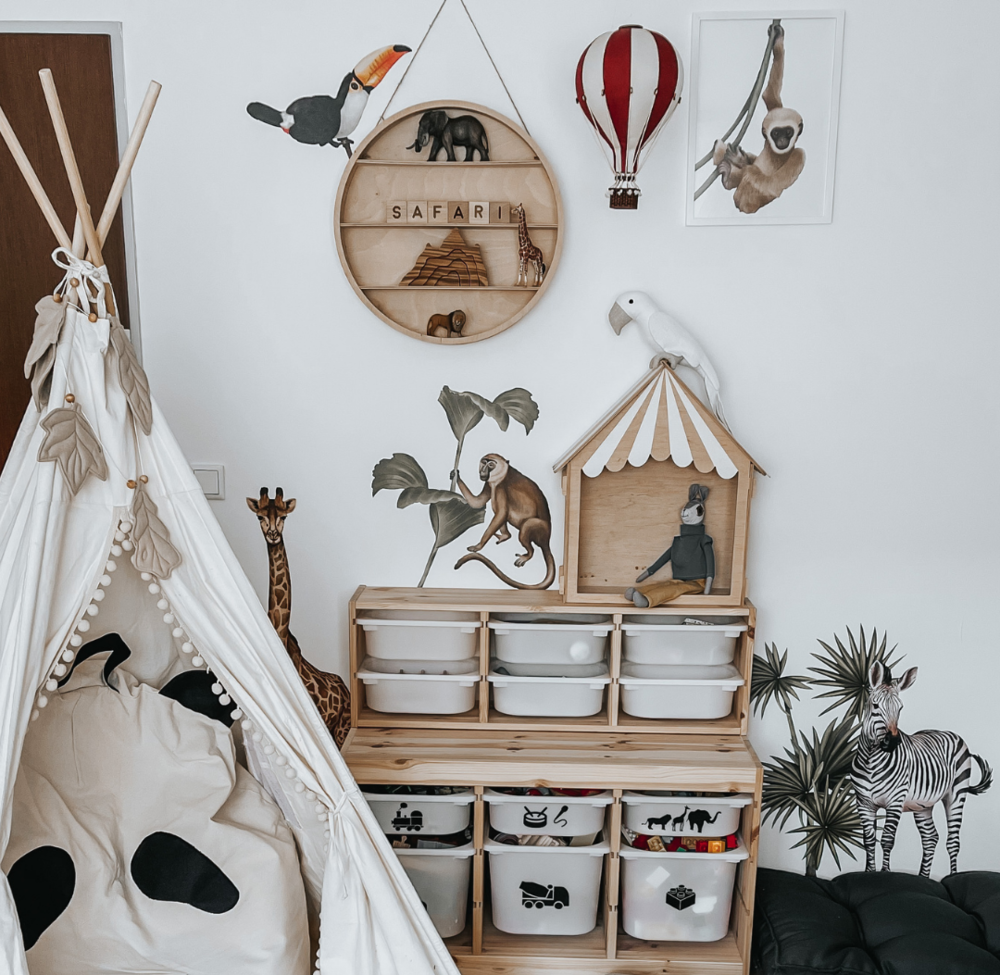 Safari Wandsticker im Kinderzimmer Kinderzimmer dekoriert mit Safari Wandtattoo