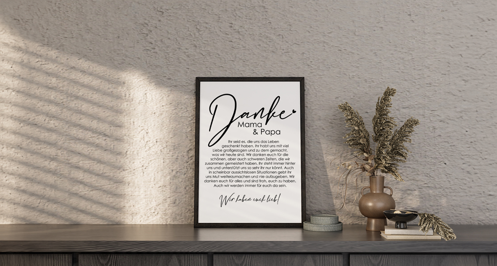 Modernes Sprüche-Poster Modernes Sprüche-Poster in einer modernen Wohnung