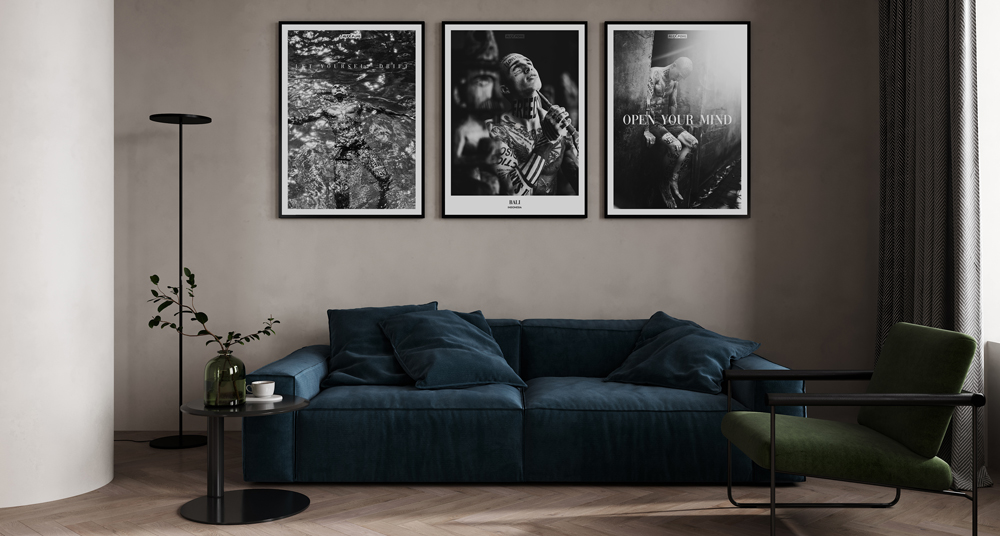 Poster Schwarz-Weiß 3 Schwarz-Weiß Poster an einer Wohnzimmer Wand