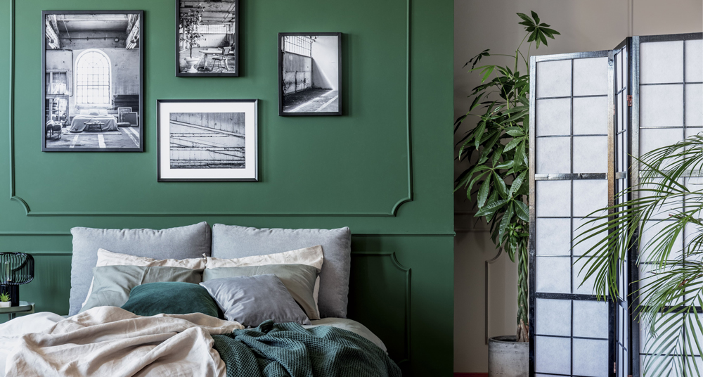 schwarzes Bilderrahmen Set im Schlafzimmer Schlafzimmer mit Bilderwand