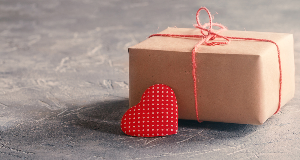 Geschenk an den Partner Geschenkpaket für Valentinstag