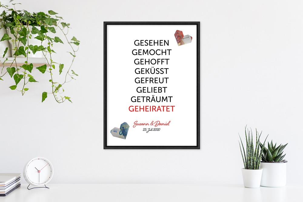 Geldgeschenk in schwarzem Holzbilderrahmen zu herzen geformtes Geldgeschenk mit Sprüche Poster