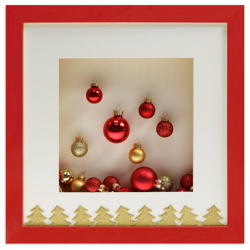 roter Objektrahmen gefüllt mit roten und goldenen Weihnachtskugeln