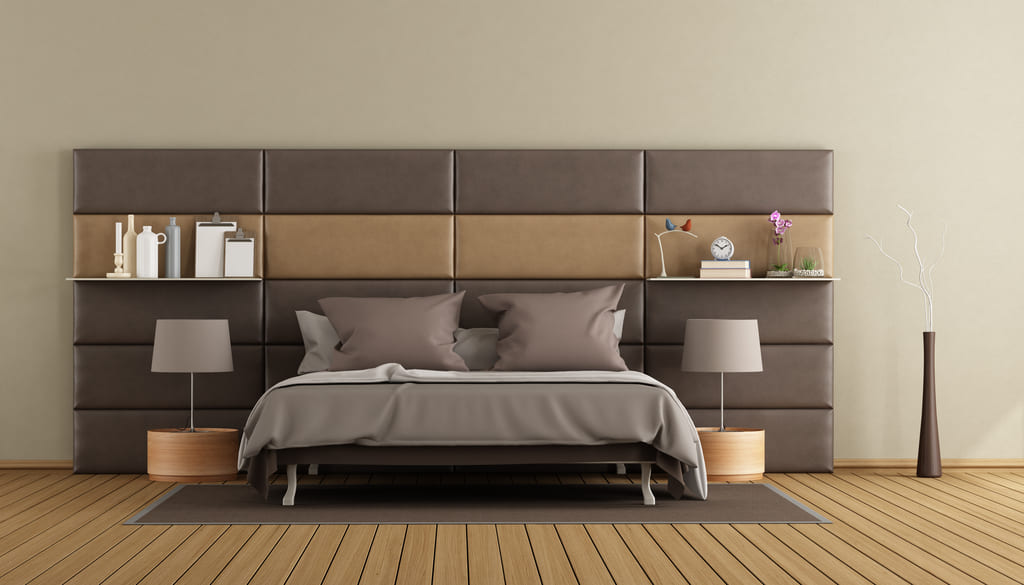Beige Wandfarbe in einem schlichten Schlafzimmer elegantes Schlafzimmer mit braunem Bett und beigen Wänden