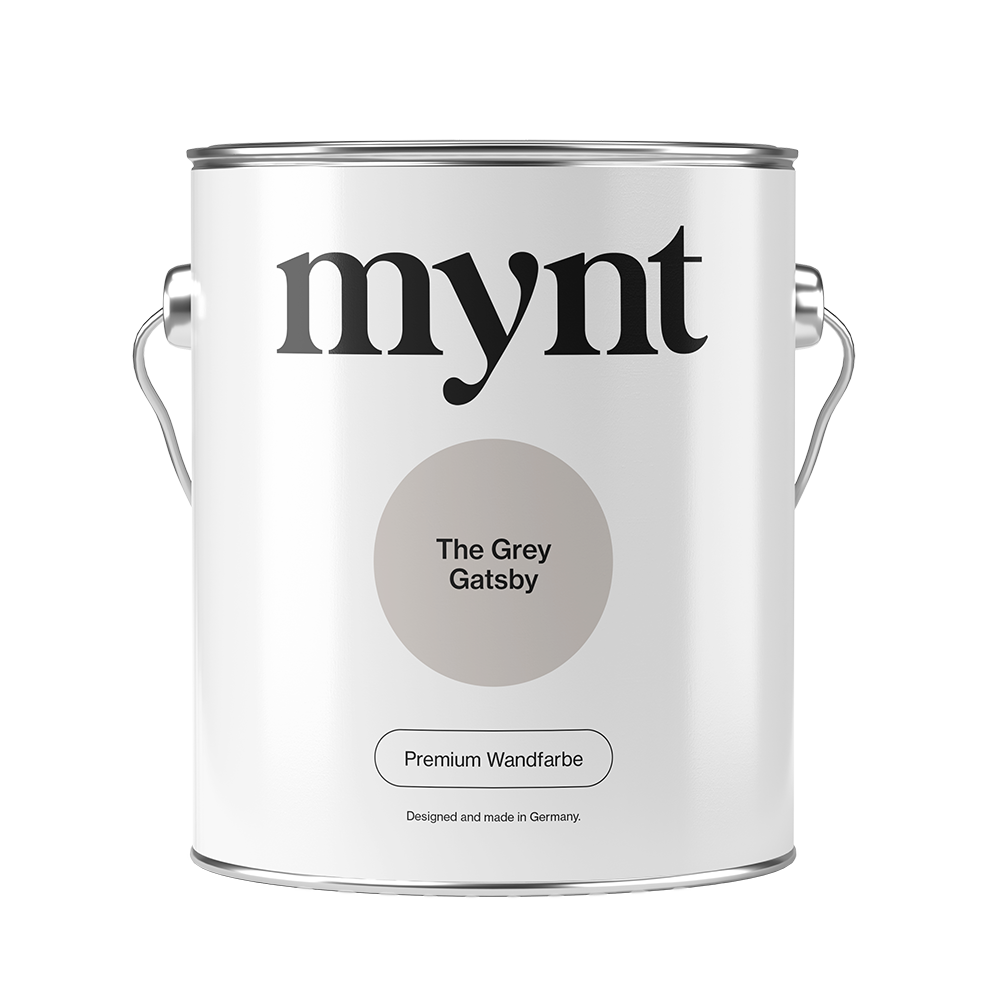 Eimer gefüllt mit der Wandfarbe The Grey Gtasby