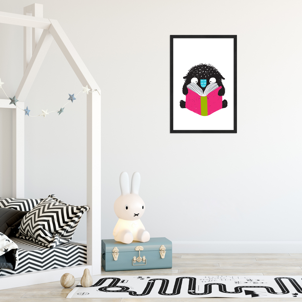 Kinderzimmer dekoriert mit 30x45 Poster "Monsterchen liest"