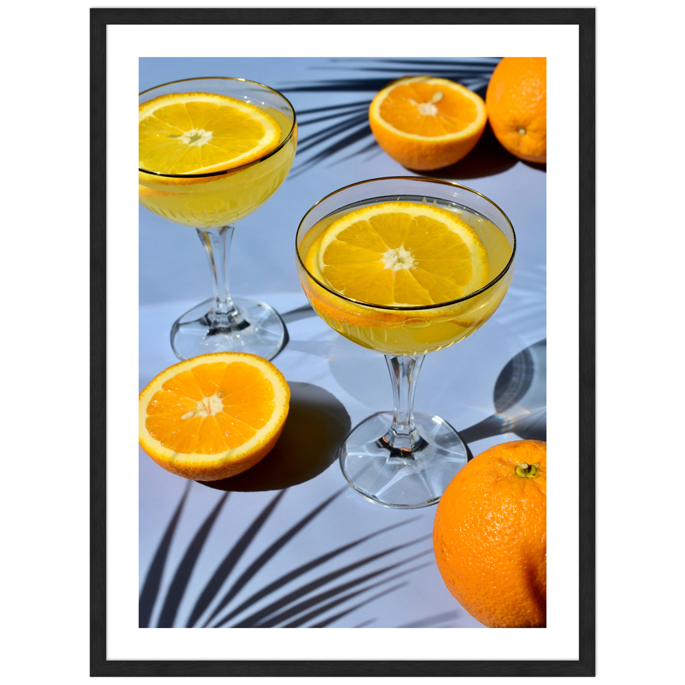 Cocktail Poster "Cocktail with orange" in schwarzem Rahmen