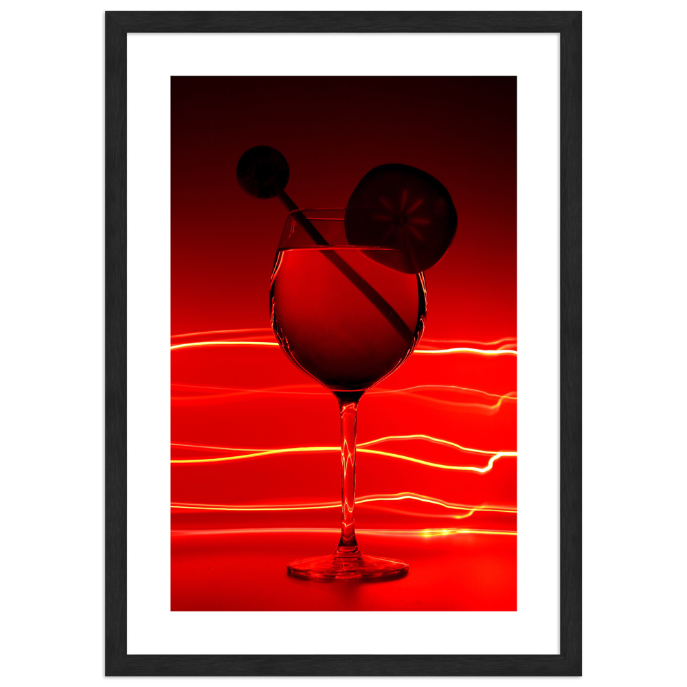 Cocktail Poster "Red velvet" in schwarzem Rahmen