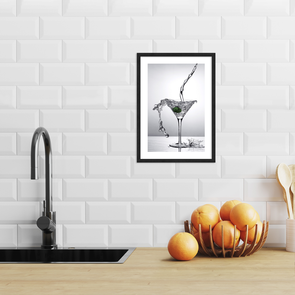 "Splashing glass" Poster in moderner Küche