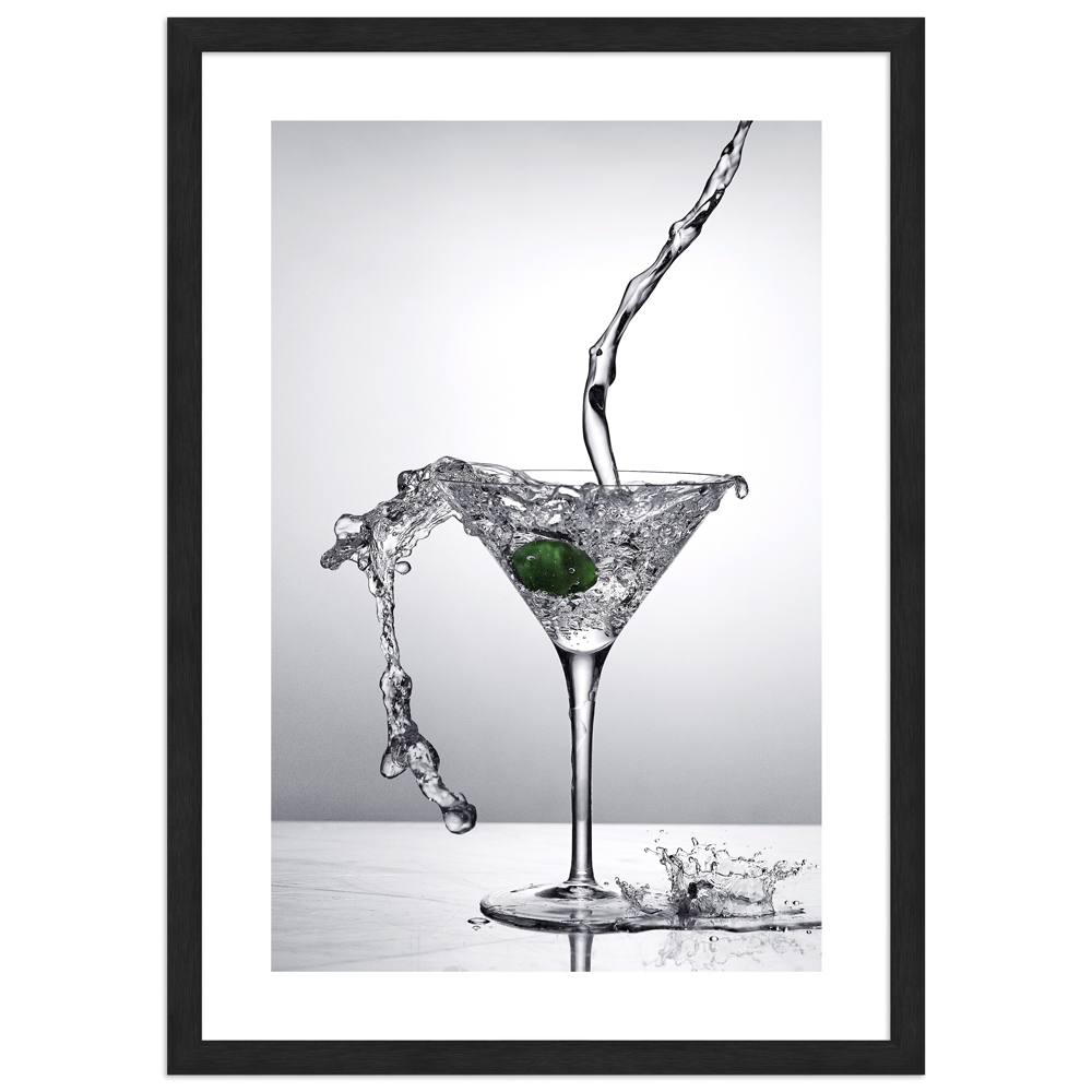 Cocktail Poster "Splashing glass" in schwarzem Rahmen