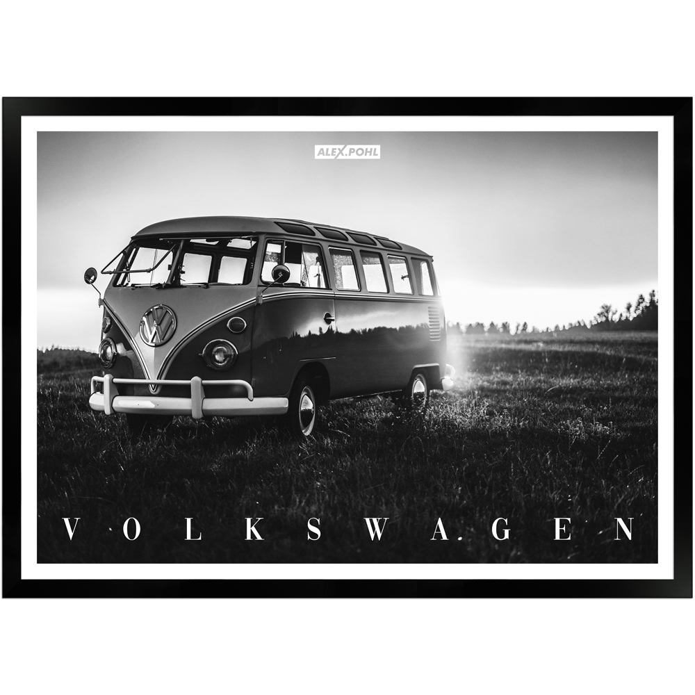 Schwarz-weiß Poster von einem VW Bulli mit schöner Landschaft