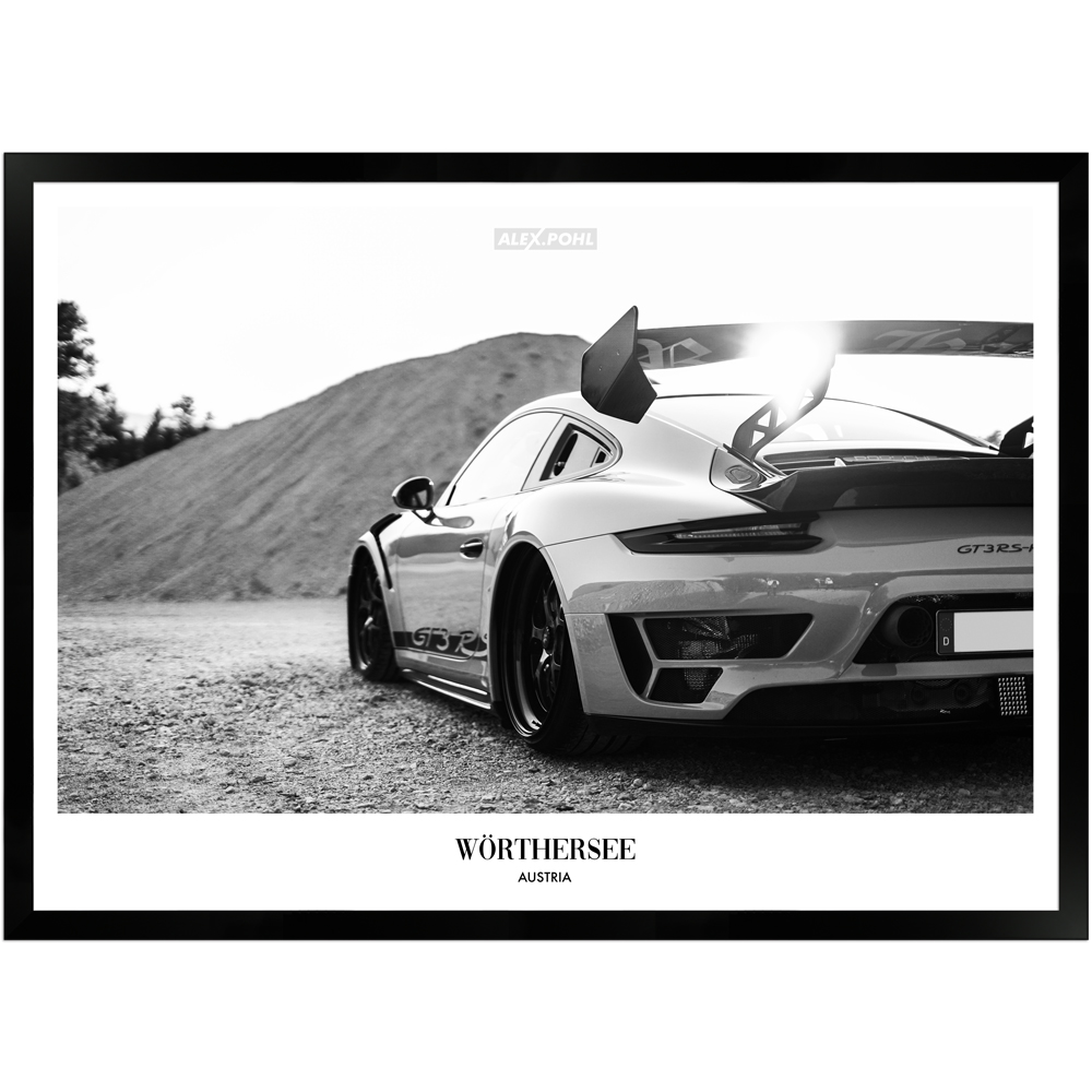 Wörthersee Porsche by Alex Pohl | Poster mit Holzrahmen 50x70 cm