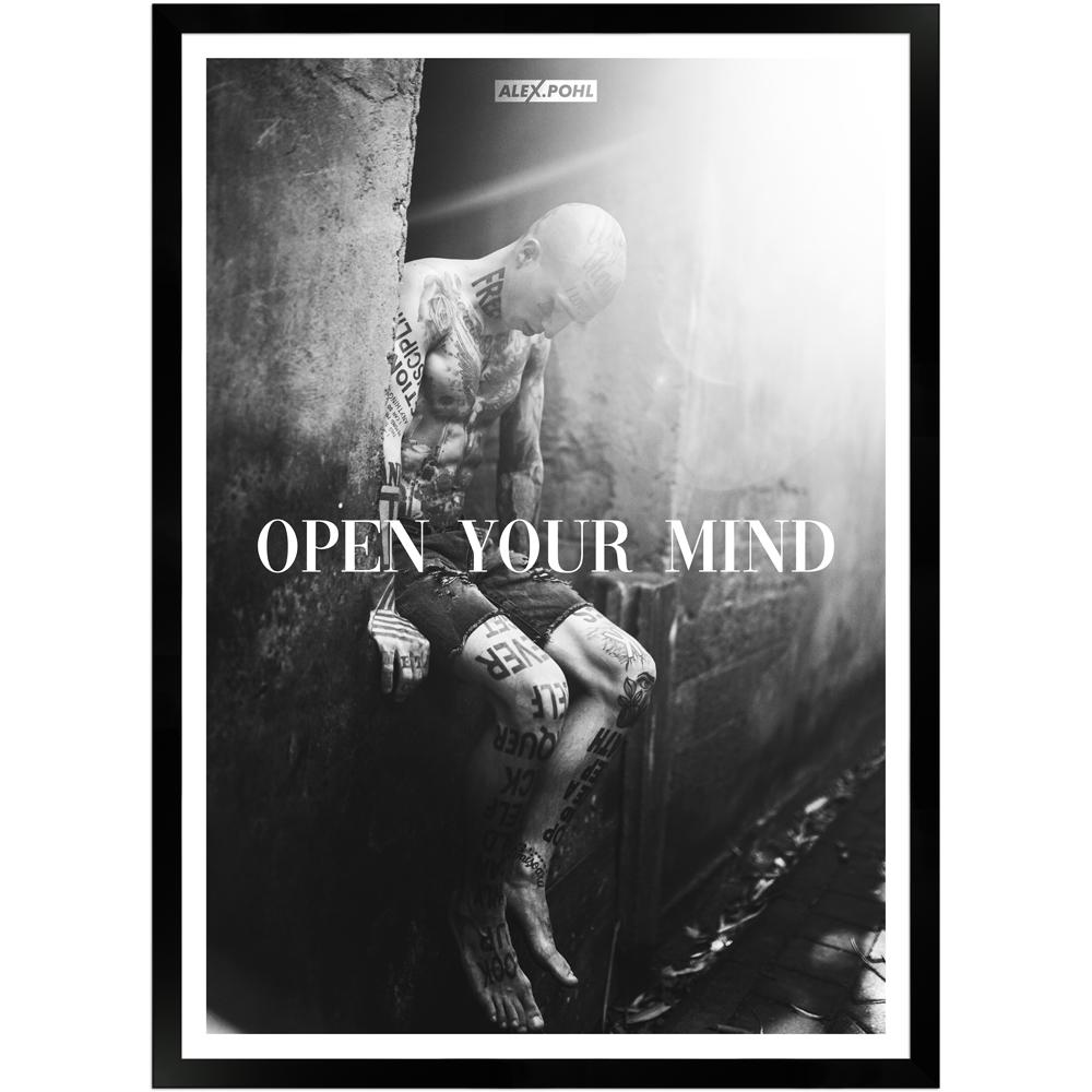 Open your mind by Alex Pohl | Poster mit Holzrahmen 50x70 cm