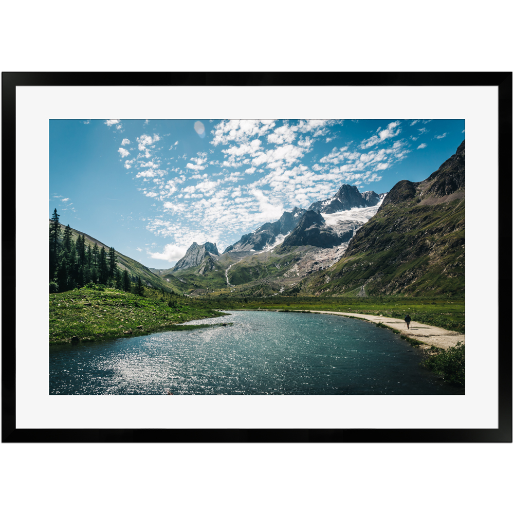 Einsamkeit eines Wanderers | Poster mit Holzrahmen 50x70 cm