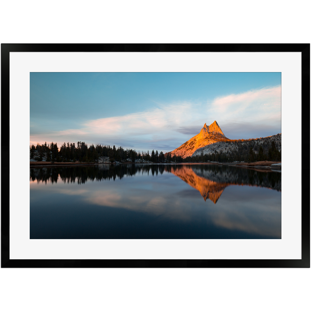Cathedral Peak Yosemite National Park | Poster mit Holzrahmen 50x70 cm