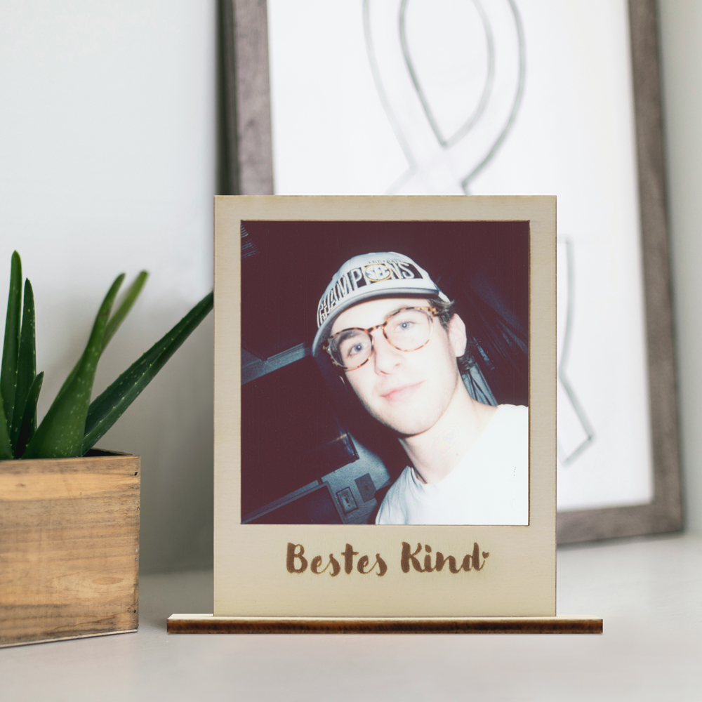 Polaroid Holzrahmen mit Gravur "Bestes Kind" Rahmen für Polaroid Motiv "Bestes Kind"