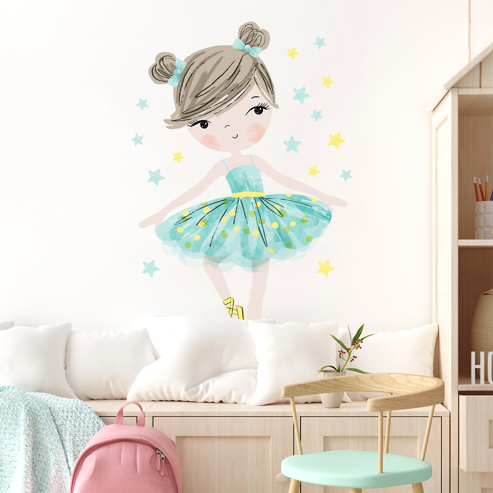 Wand dekoriert mit minzfarbenem Ballerina Wandsticker