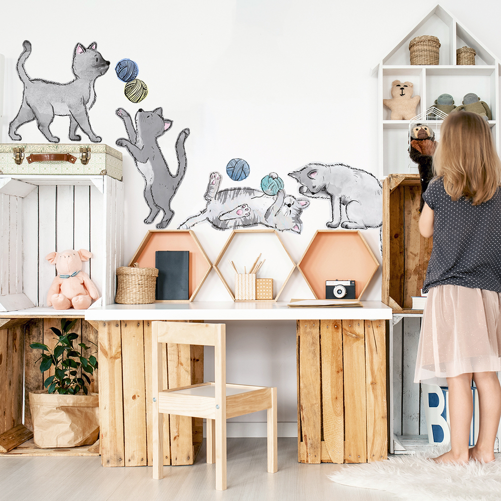 Kinderzimmer dekoriert mit Katzen Sticker