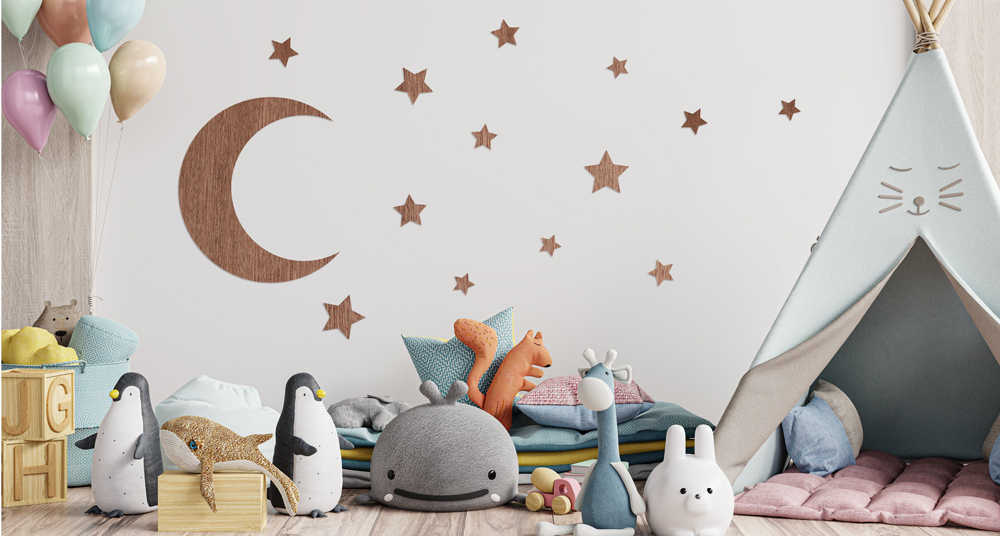 Holzdeko Mond und Sterne Bunt eingerichtetes Kinderzimmer
